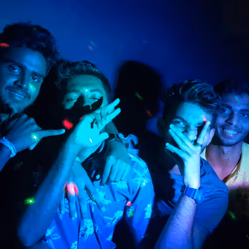 Item #66194376670199277119370017754426809254156015012110704978842371793498264305665 Media