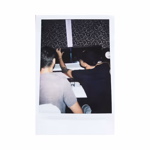 Item #15258886797599067591223114750191896728162027352228933476598111848768011763713 Media