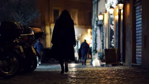 Item #24903874531350115991913359074638014120394763804843076394666795017117242490881 Media