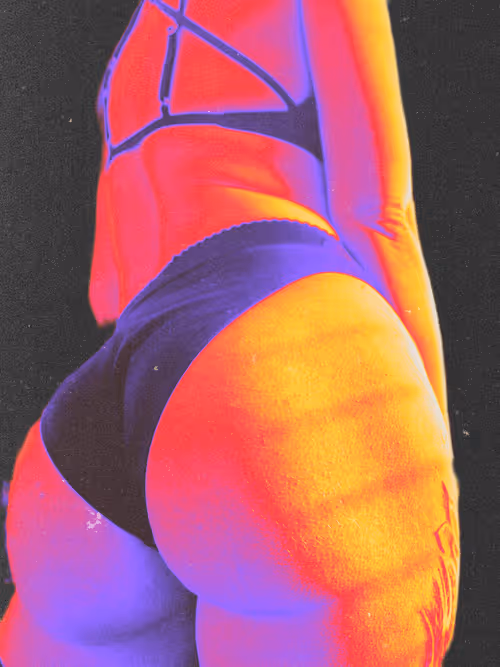 Item #56526796178313720334754314025513927637226853314793398068747356305367119167489 Media