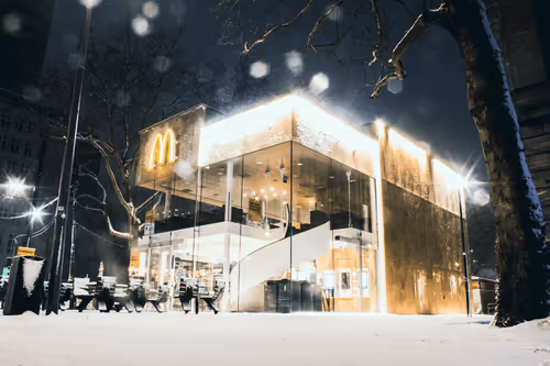 Item #63941686978381941053943929737968123784537789017631438611022902533757666852865 Media