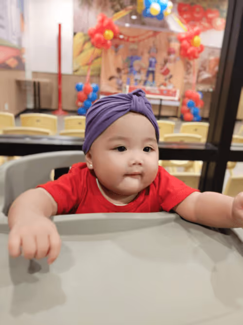 Item #51198950727353000400182026279026974017434036809871363174420400681051723137025 Media