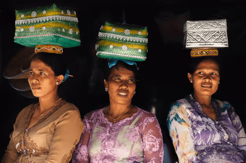 whoisMaron Collection