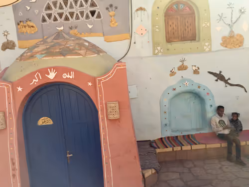 Item #96587523373113111080358341550985904879588799302857967207124218638637077626881 Media