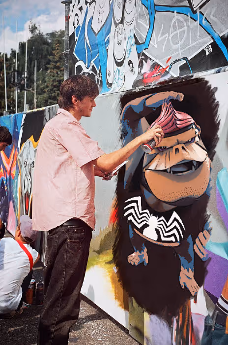 Item #72342353560295868587381999911071248493218479466197691857199486434303599968257 Media