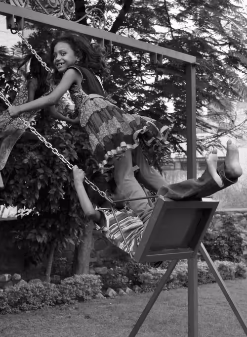 Item #109579018027133606473158902058456759875658318669045531735484408696642658631681 Media