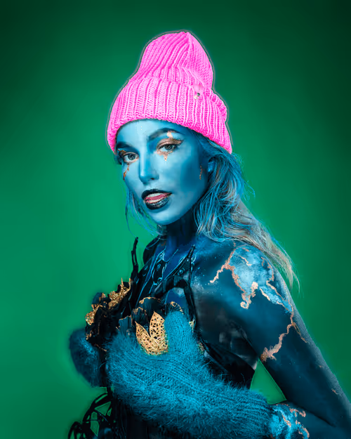 Item #69000201197487925391919563529381127399821599199936366279529444492295656177665 Media