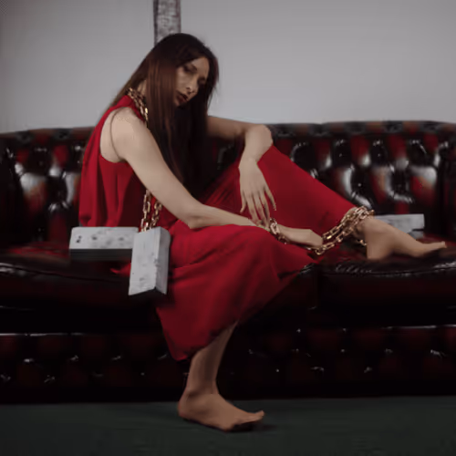 Item #58449322519431846872253089804577122753682979220247499216515441072391235567617 Media