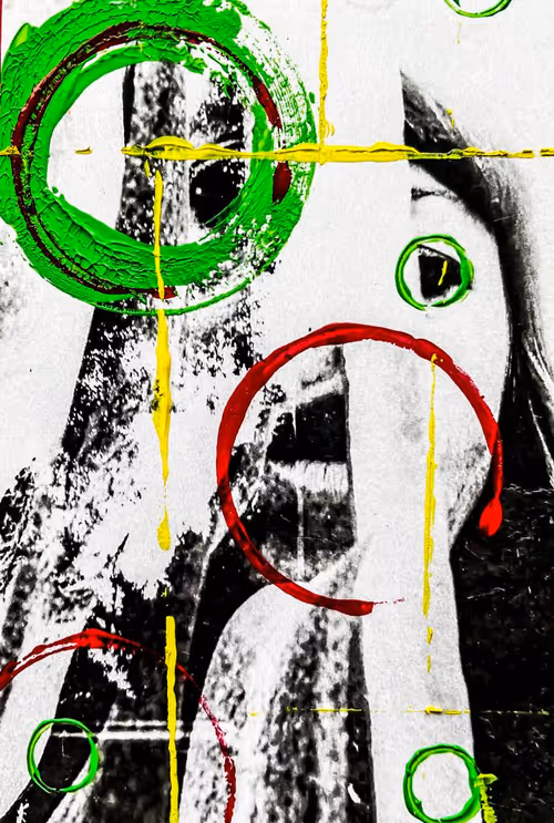 Item #2198541232743131370099378333160312463703673848311648586813958423783590068225 Media