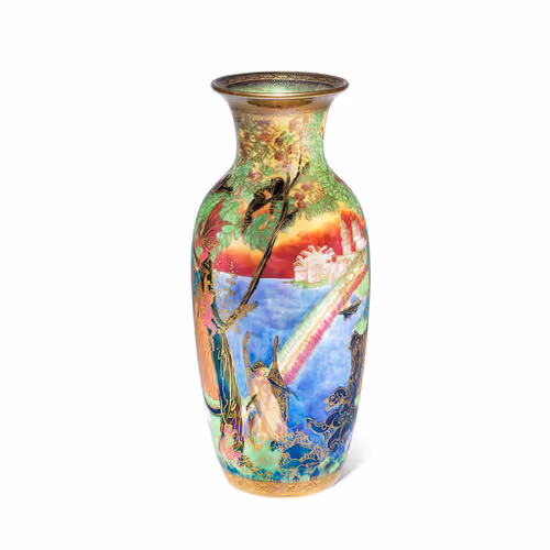 Item #28156678555433034841831801296649443338713881311759933888868945246104179441667 Media