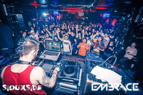 Pendulum (DJ Set) - Opening