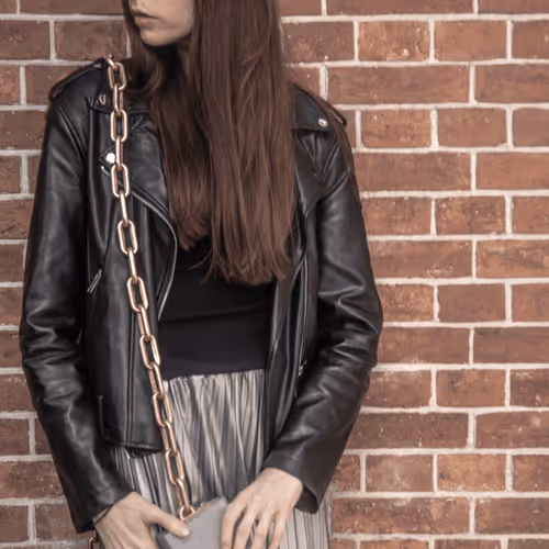 Item #58449322519431846872253089804577122753682979220247499216515441026211747201025 Media