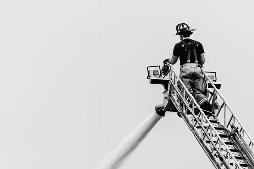 Item #27439795062901092399321903142193696129956748836890612143491337737683089752065 Media