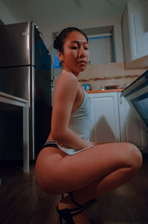 Item #109720428617165519679978807728490706852165057737244210530146316127168792363009 Media