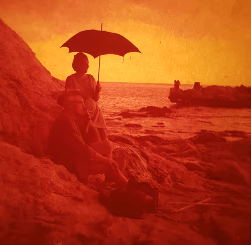 Item #99229842247812193492092246635526113316383887000586294441888985092113723031553 Media