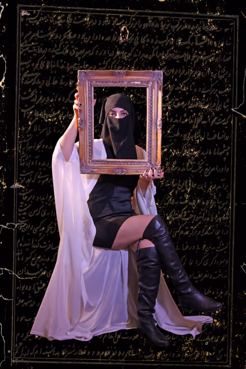 Item #95575514500111913093890814354532773421406488945335758495878246162279079870465 Media