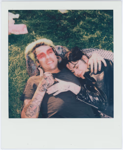 Item #46490741016488405185813791496923232485854957619235589162088056991778345058305 Media