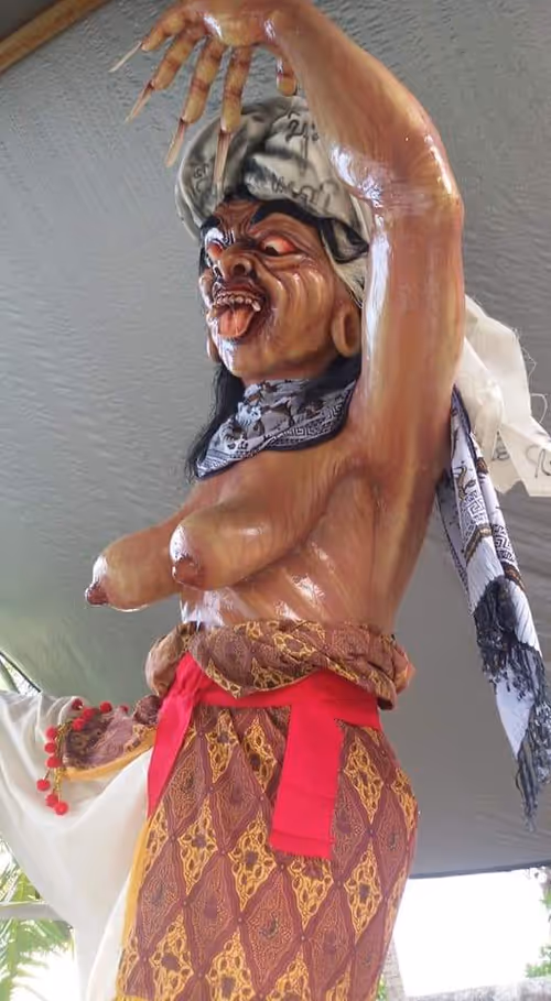 Item #1374565384901443313243407032183243672358256982300226580376732918766939144202 Media