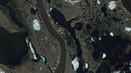 Item #21766675222774875702069380138995276219631073462771150610816623038991507128321 Media