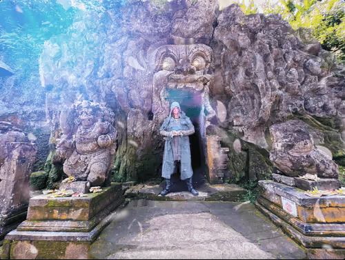 Item #83602917889072311038196738115952345562176890266904803816015414834904449417217 Media