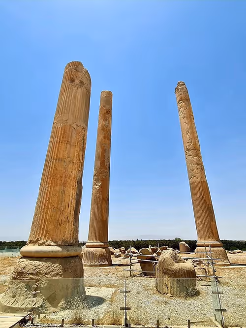 Item #24261417062516319054272586891288046618897856621205575028987138788559450800129 Media