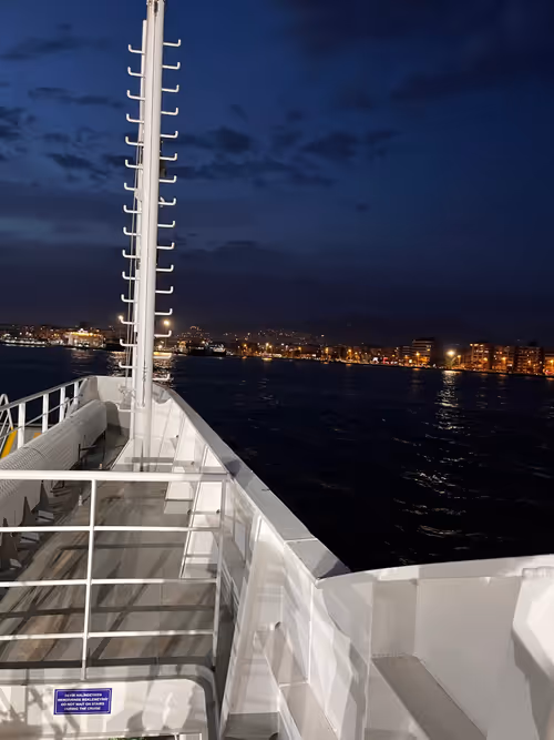 Item #57827001138691113063430602197522242427542390802866899650862940494403871965185 Media