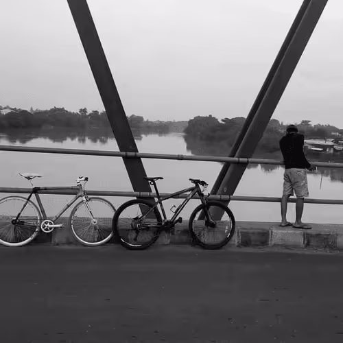 Item #68559569431204229879954683304597208139439570669218228257319616614503421050881 Media