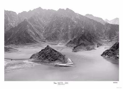 Item #14498336299239483503881613585431548073897809246895926655081836979194020495361 Media