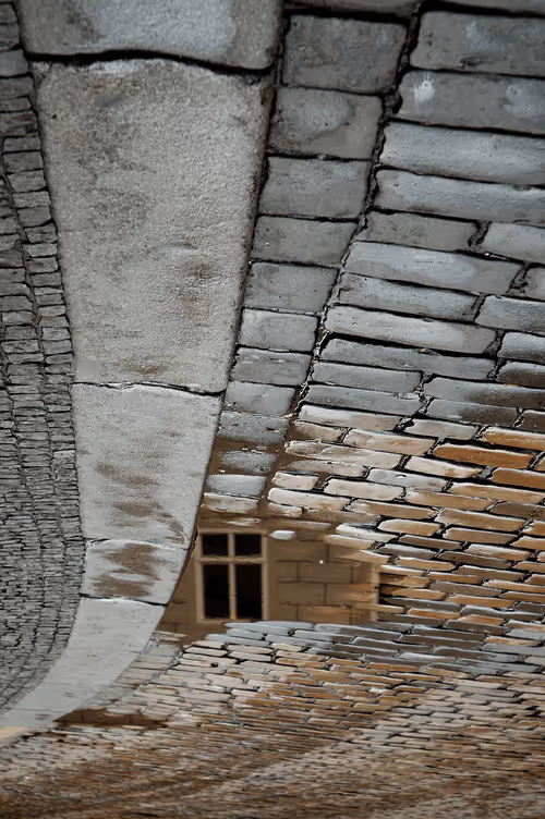 Item #72771752724512834897841148734331697196499953349916527017693403091581087514724 Media