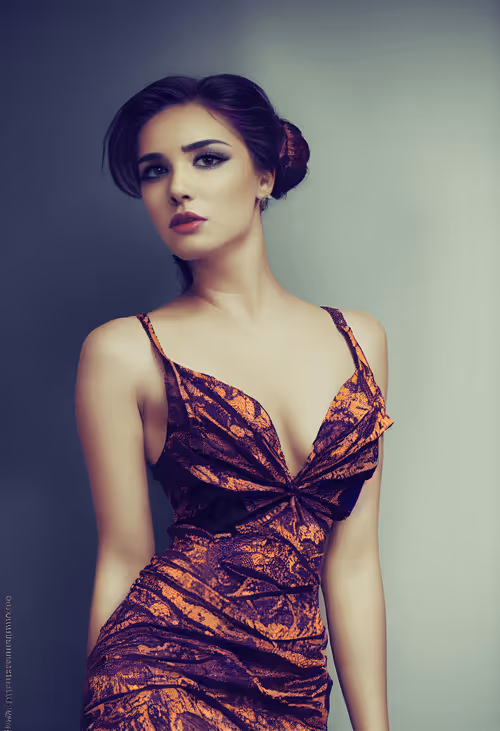 Item #76491501221556460146806864270961613509281581781724491124566241984405590507521 Media