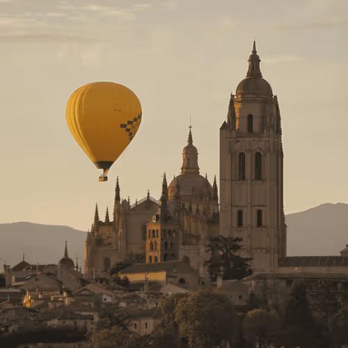 Item #24545568504354300633593058674469301359110780642168040344765706382189002752050 Media