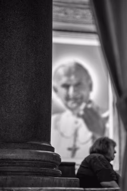 Item #110527260679406616687648876456332476743393224185300282858370831844251300528129 Media