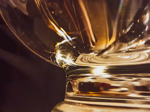 Item #114583670393422335703731795442802772833059201886187866173501821439185849942017 Media