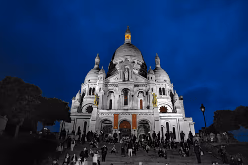 Item #110527260679406616687648876456332476743393224185300282858370831842052277272577 Media