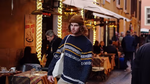 Item #24903874531350115991913359074638014120394763804843076394666795016017730863105 Media