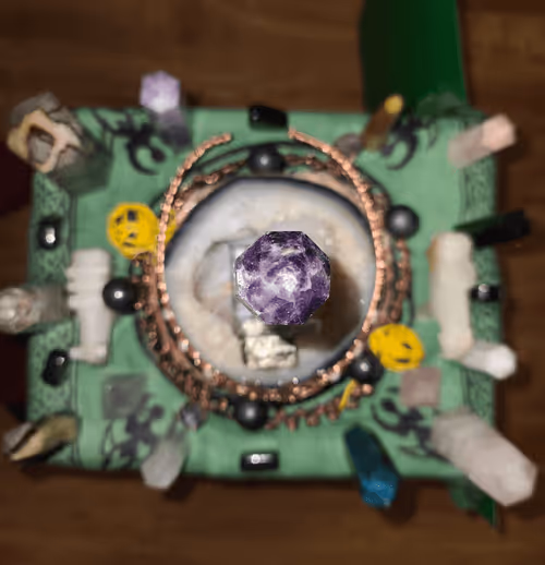 Item #42308540046866541539971940445397108885631946936136039124320588140495604073296 Media