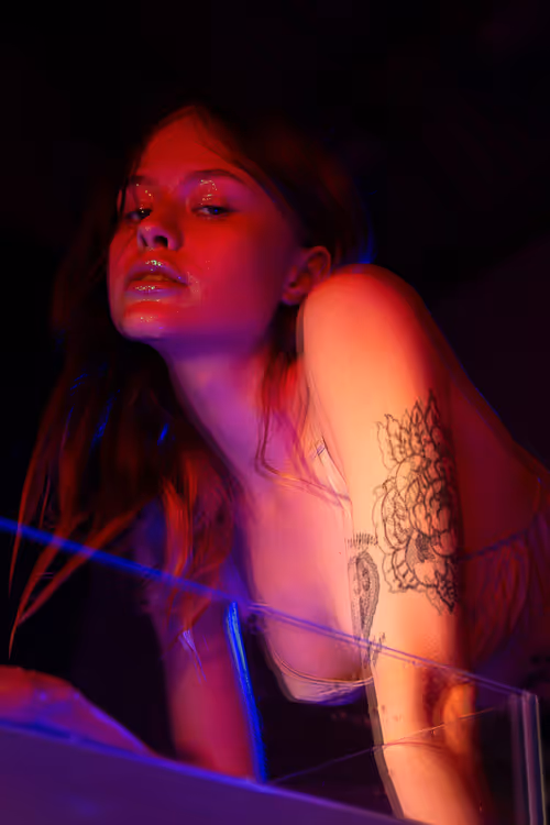 Item #76110080797063847900013459866181544009471731080577836334971527166832674865157 Media