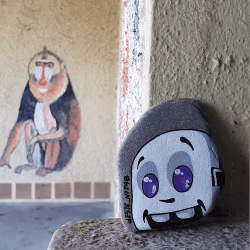 Item #76780836000871444111786607703412504968769074453506874541421732909457694785537 Media