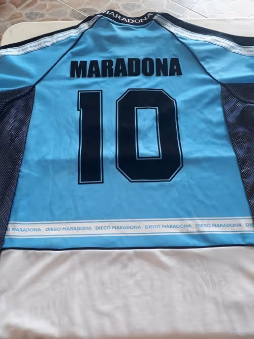 Item #63383964996078450205043239753386432799081938115683932054571248229596904030308 Media