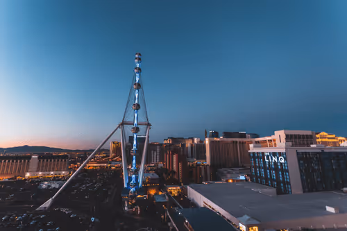 Item #16988134278330383505679479326290154646879637875533062132320205742338918580225 Media