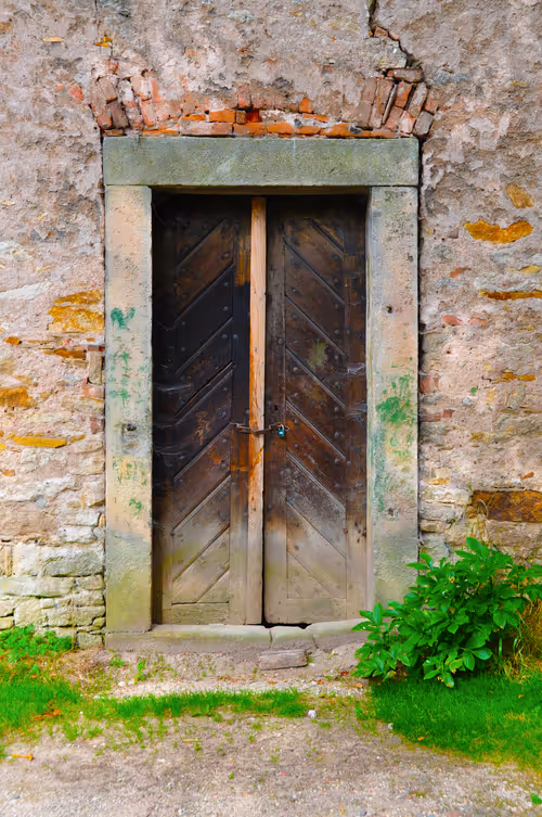 Item #23186007729053203064202564950252010176441349976529161374651306437732206641153 Media