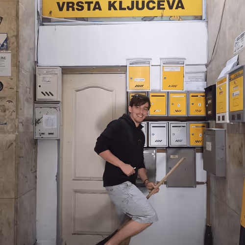 Item #2628333874954437755590947507767253607701783208951874616811501942423378984961 Media