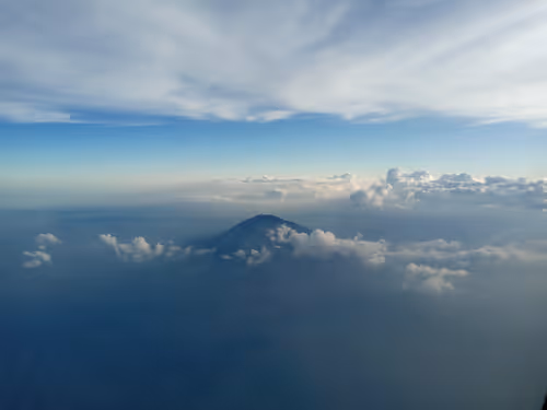 Item #68356916031059924921230192194445693761239192572255149021970435621815461085185 Media