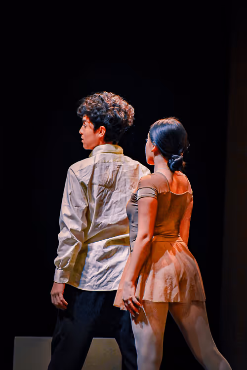 Item #10484281899197813688034505445363410289681209694688751882966329887912670265345 Media