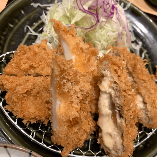 Item #16085782936985033005824739971235593655635824088057638606676015160650828349441 Media