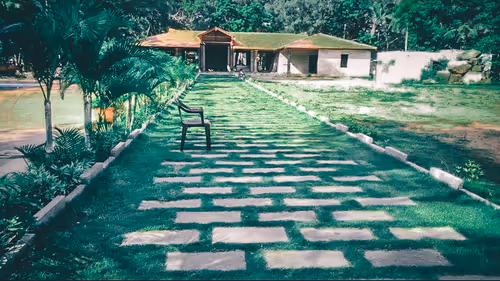 Item #66869618967602468746282682134224071188176977612925683750595185230900988215297 Media