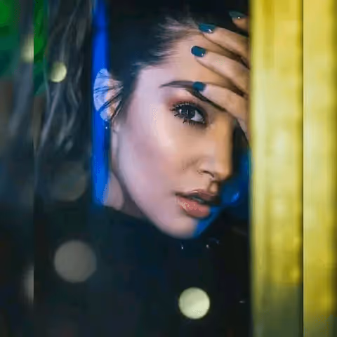 Item #48209045355319868405836092168484765281709319849119531571533318831175834271745 Media