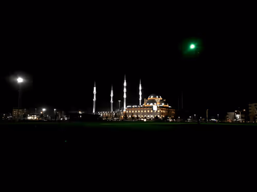 Item #57164340370605487482771130434956821177092171765090651853542028320892281421825 Media