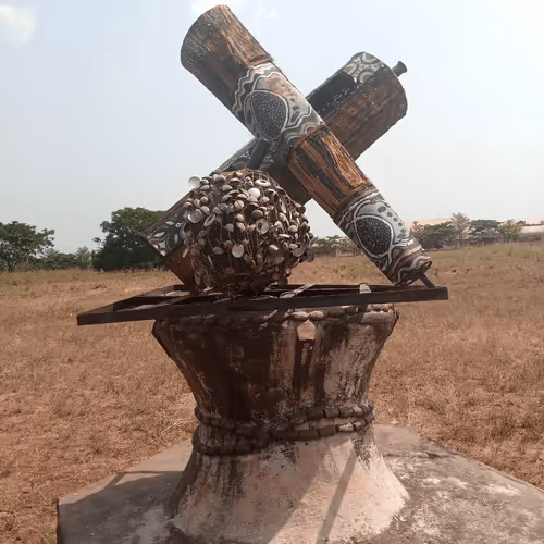 Item #81823265362247546453153553380618959140984918320678015805169203344550488178698 Media