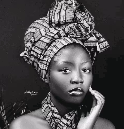 Item #48209045355319868405836092168484765281709319849119531571533318817981694738433 Media